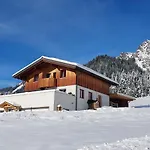 Haus Adrian Wald am Arlberg