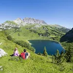 Haus Adrian Appartement *