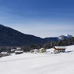 Haus Adrian Appartement Wald am Arlberg