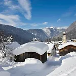 Haus Adrian *