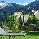 شقة Haus Adrian *