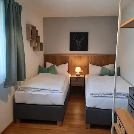 Haus Adrian Lägenhet Wald am Arlberg