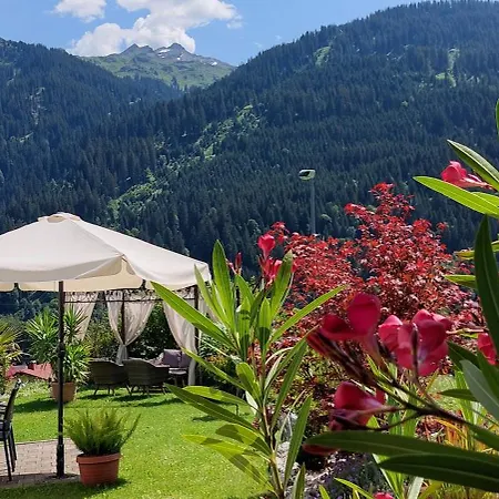 Haus Adrian Lägenhet Wald am Arlberg