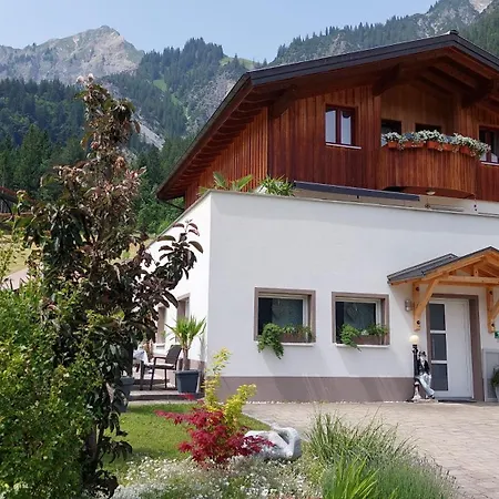 Appartement Haus Adrian Wald am Arlberg