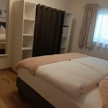 Haus Adrian *